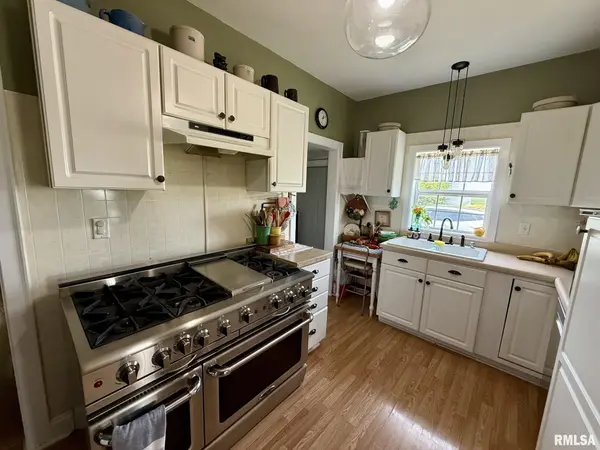13936 Sangamon County Line RD, Pleasant Plains, IL 62677