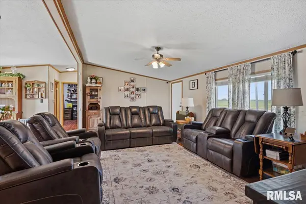 1001 E Old Route 36, Alexander, IL 62601