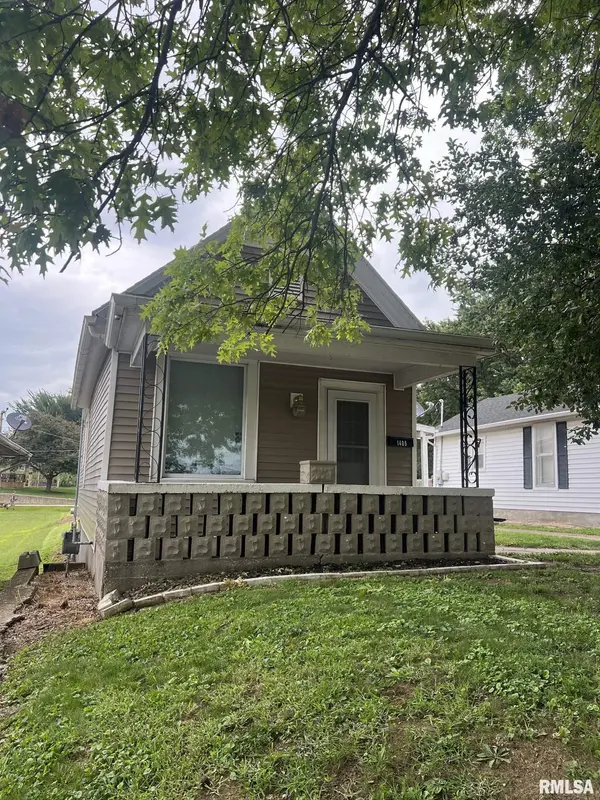 1405 CHERRY ST, Quincy, IL 62301