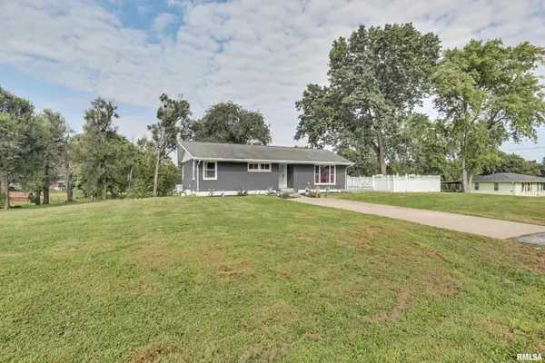 3000 Schildt LN, Quincy, IL 62305