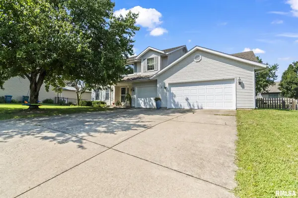 8 ABBEY CT, Chatham, IL 62629