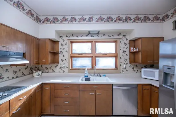 216 W SANTA FE AVE, Toluca, IL 61369