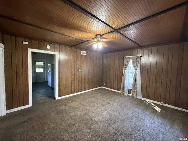 806 Rodd ST, Carterville, IL 62959