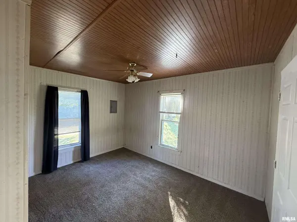 806 Rodd ST, Carterville, IL 62959