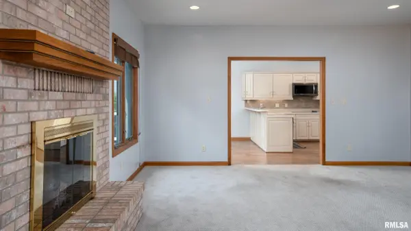 1535 HOWARD RD, Marion, IL 62959