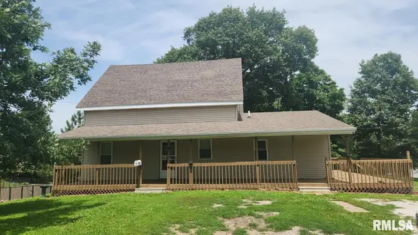 725 N LAFAYETTE ST, Macomb, IL 61455