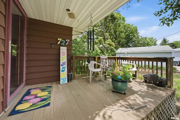 727 OAKWOOD RD, East Peoria, IL 61611