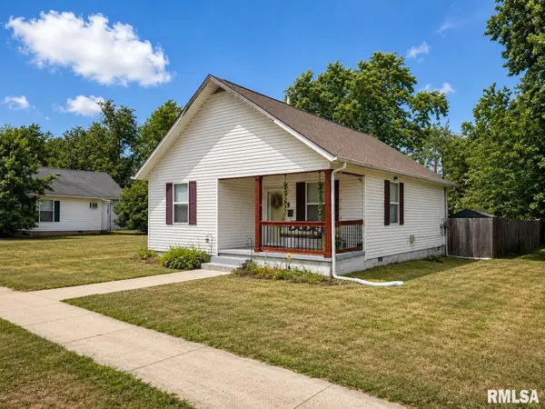 1205 W ADAMS ST,  Herrin,  IL 62948