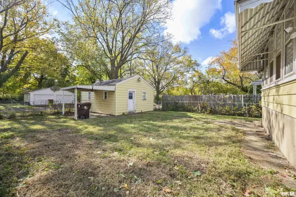 304 W MCCLURE AVE, Peoria, IL 61604