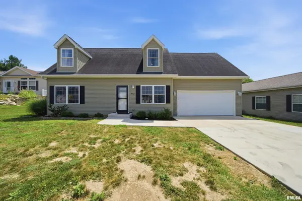 126 S COLUMBUS ST, North Pekin, IL 61554