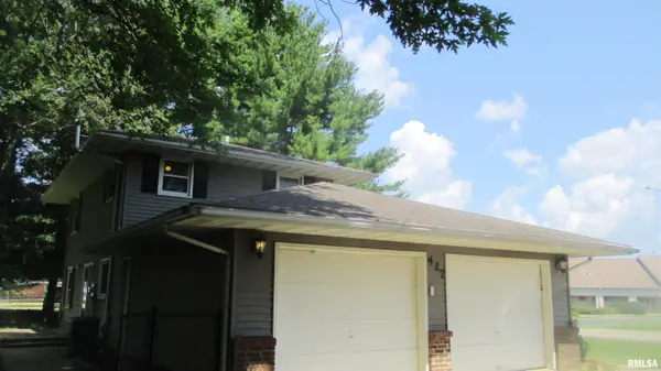 427 N CHICAGO AVE, Williamsfield, IL 61489