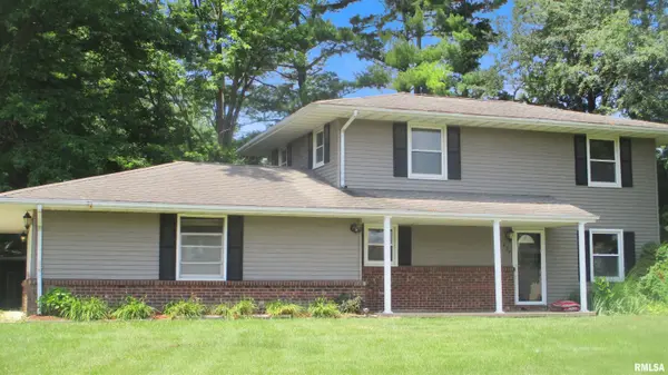 427 N CHICAGO AVE, Williamsfield, IL 61489