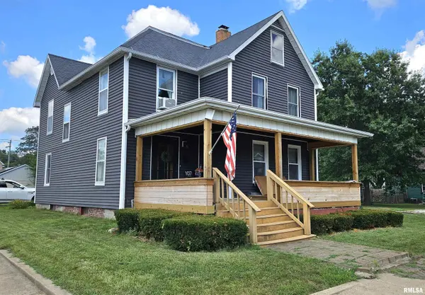 107 E OLIVE ST, Canton, IL 61520