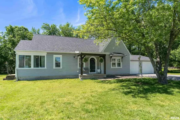 1627 S DIVISION ST, Carterville, IL 62918
