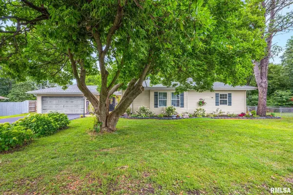 340 HAWTHORNE CIR, Creve Coeur, IL 61610