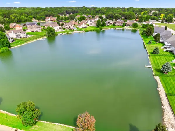 1602 REMINGTON RD, Pekin, IL 61554