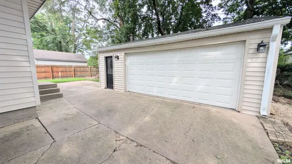 117 FRANKLIN ST, Washington, IL 61571