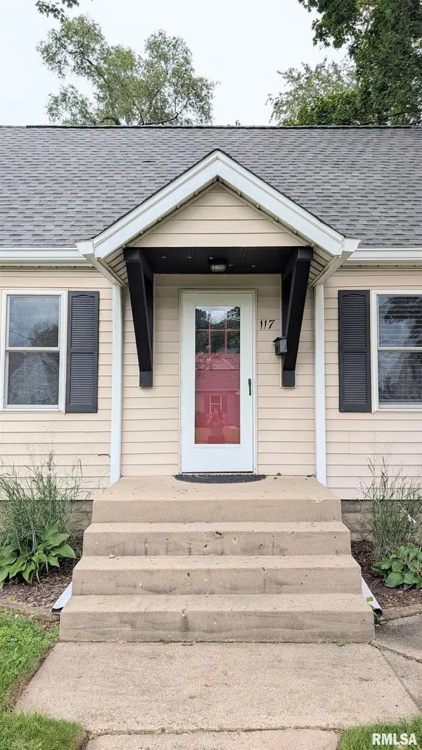 117 FRANKLIN ST, Washington, IL 61571