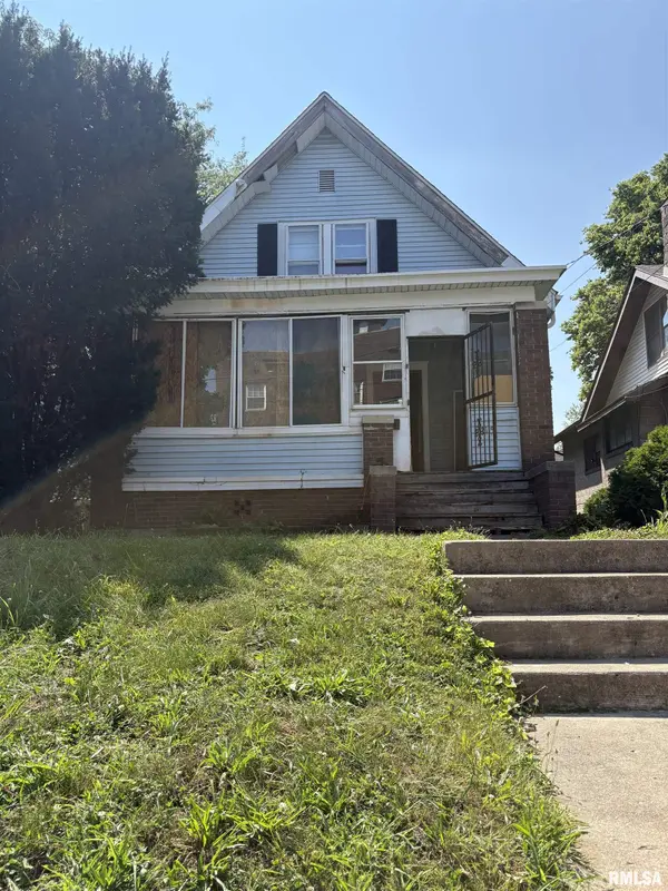 2115 N LINN ST, Peoria, IL 61604