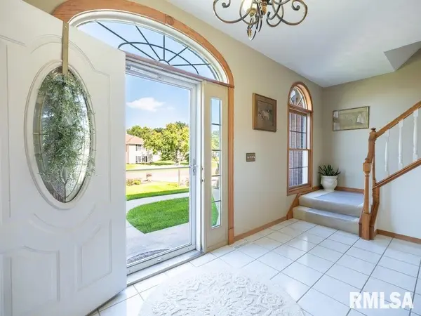 206 WARRIOR WAY, Germantown Hills, IL 61548