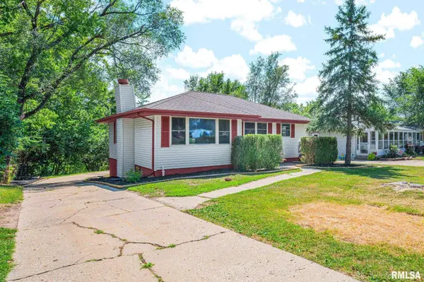 1924 W AUSTIN DR, Peoria, IL 61614