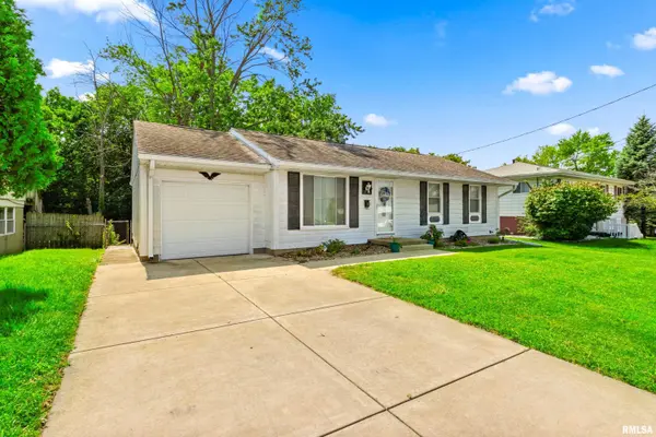 2208 W KENSINGTON DR, Peoria, IL 61614