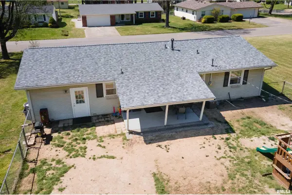 703 S Hadfield ST, Marion, IL 62959