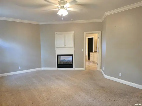 5434 W STONEBRIDGE CT, Peoria, IL 61615