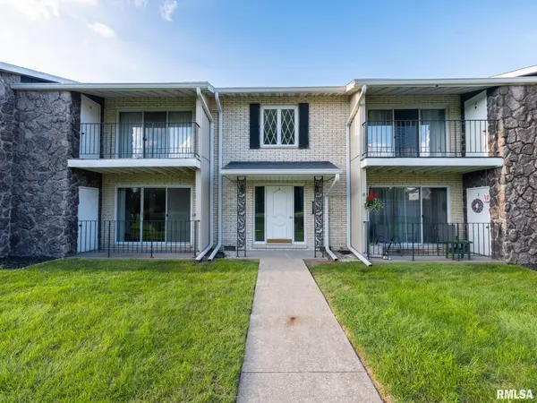 1471 VALLE VISTA BLVD #4, Pekin, IL 61554