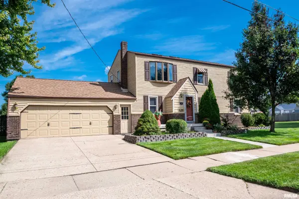 1005 COOLIDGE AVE, Pekin, IL 61554