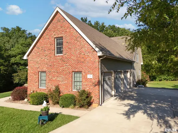 790 Luxor Landing RD, Goreville, IL 62939