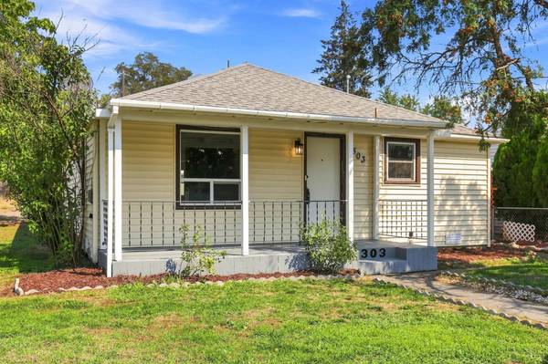 303 E Queen Ave, Spokane, WA 99207