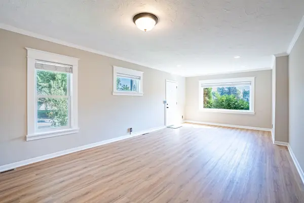 3325 N Vista Rd, Spokane Valley, WA 99212