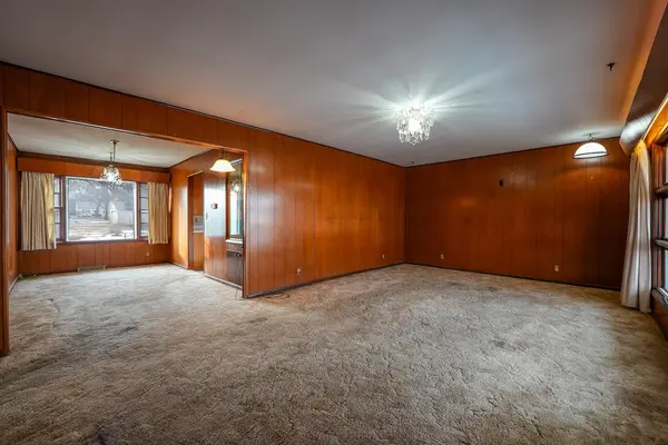 111 S Jefferson St, Eureka, KS 67045