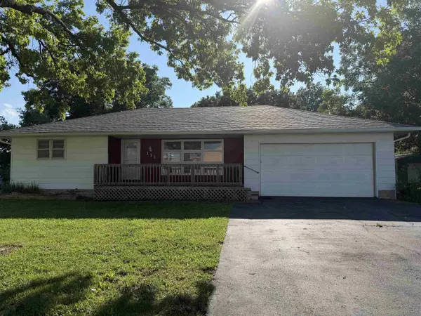 111 S Jefferson St,  Eureka,  KS 67045