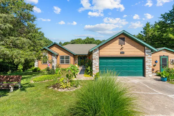 213 Gobblers Ridge Road, Galena, MO 65656