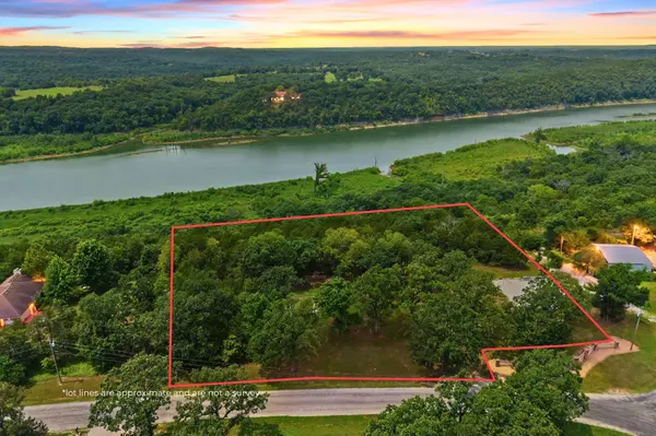 1270 Frisco Hills Road, Kissee Mills, MO 65680
