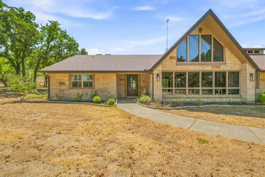 230 Private Road 2174, Decatur, TX 76234