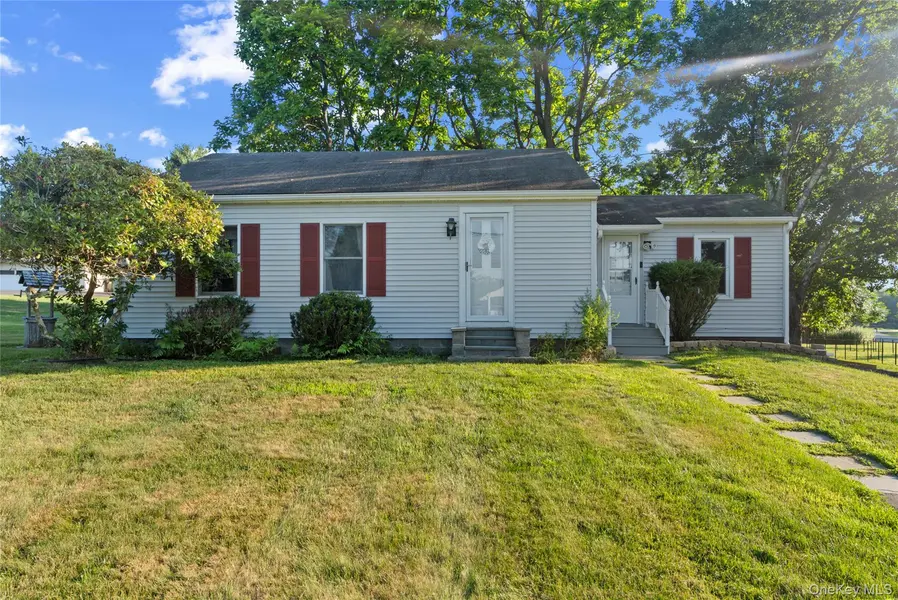 51 Mills RD, Walden, NY 12586