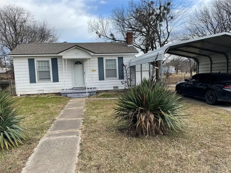 105 W 14th ST, Wewoka, OK 74884