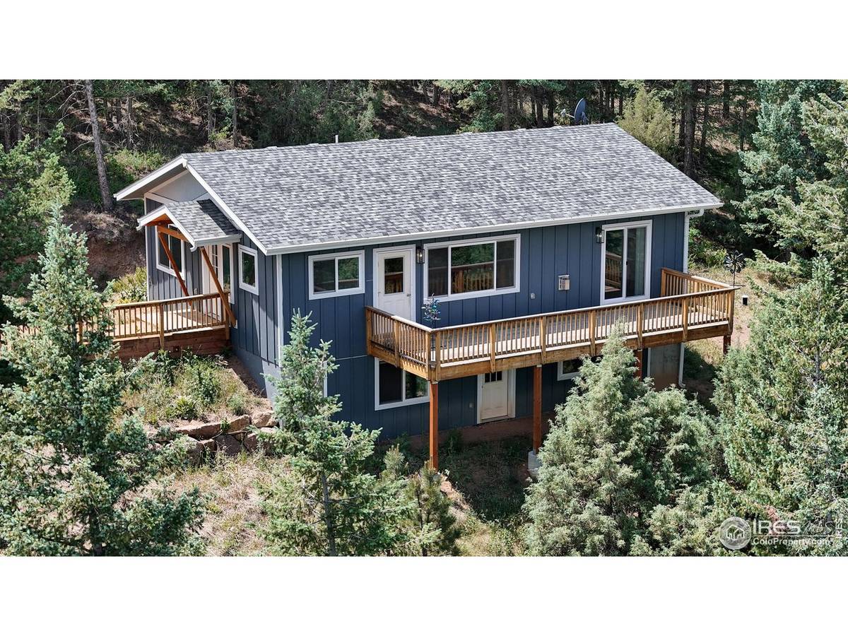 922 Easton, Lyons, CO 80540