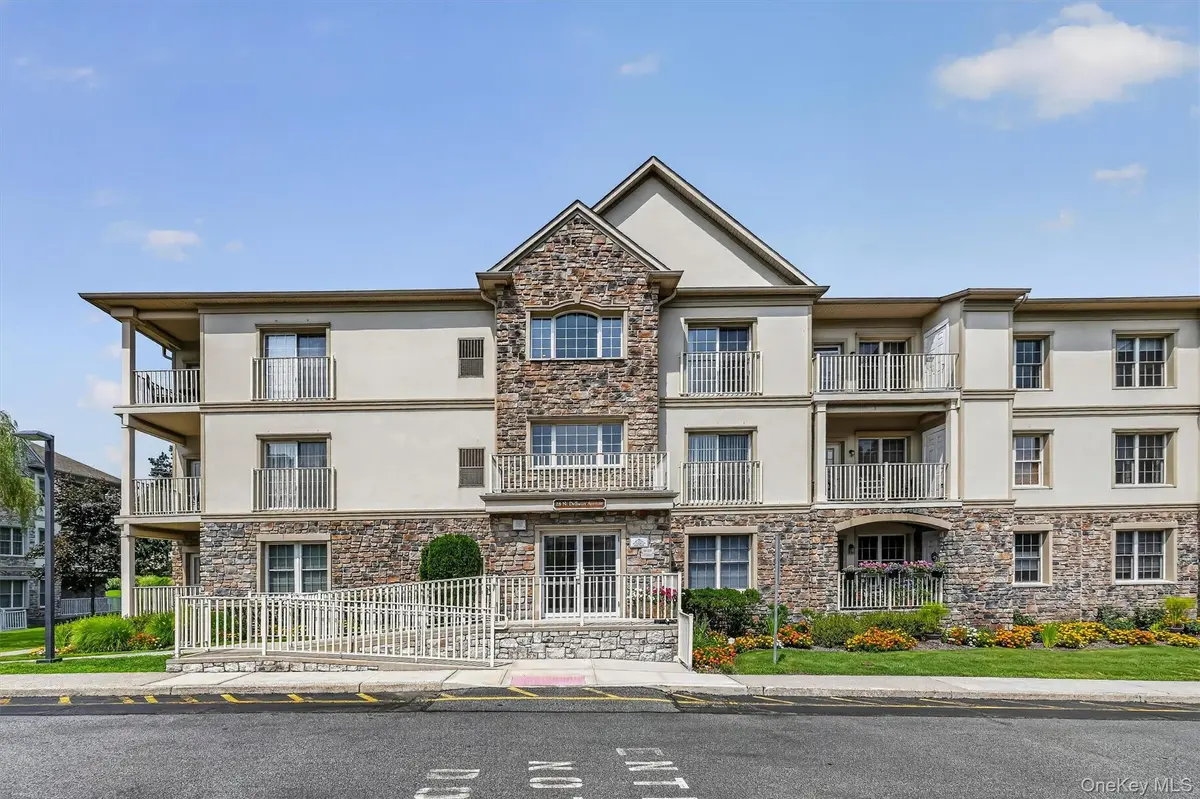 28 N De Baun AVE #308, Suffern, NY 10901