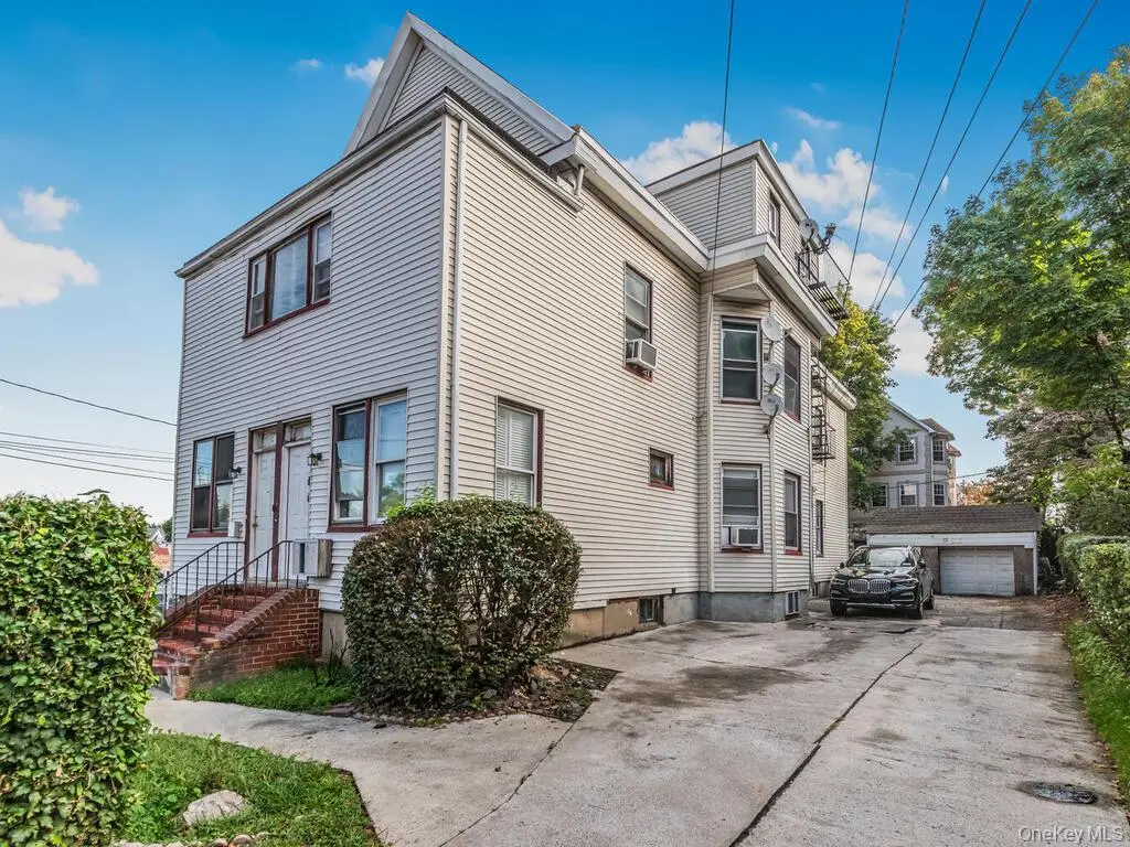 5 S 15th AVE, Mount Vernon, NY 10550