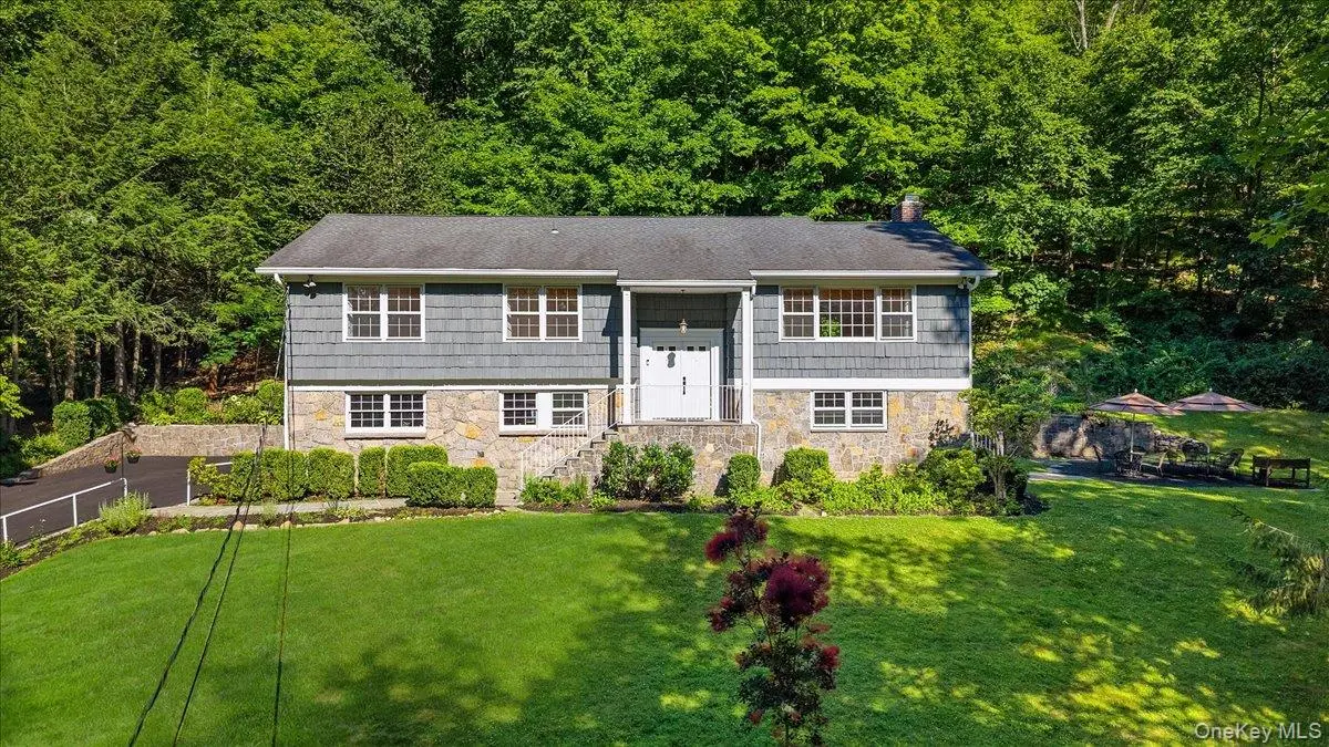 46 Bacon Hill RD, Pleasantville, NY 10570