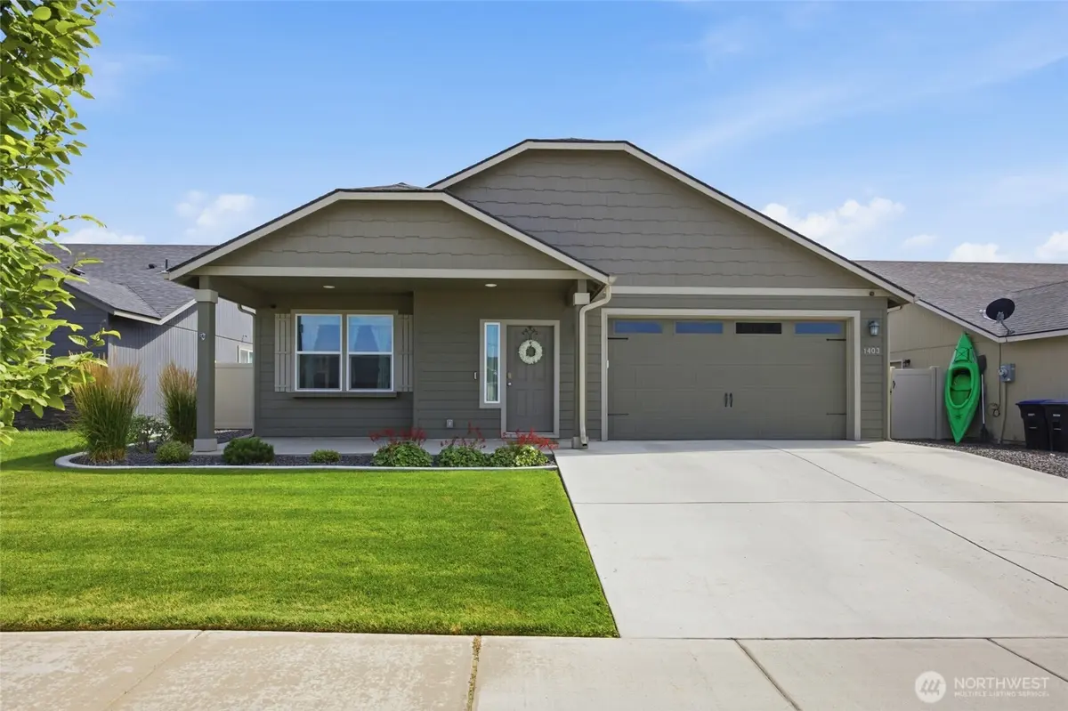 1403 E Nen DR, Moses Lake, WA 98837