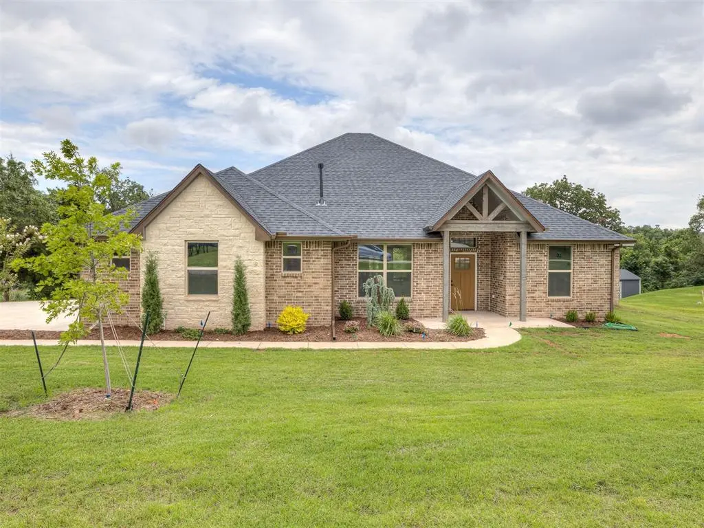 10924 Sandstone Ridge WAY, Guthrie, OK 73044