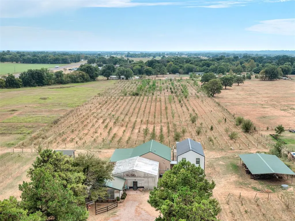 7050 Slaughterville RD, Slaughterville, OK 73051