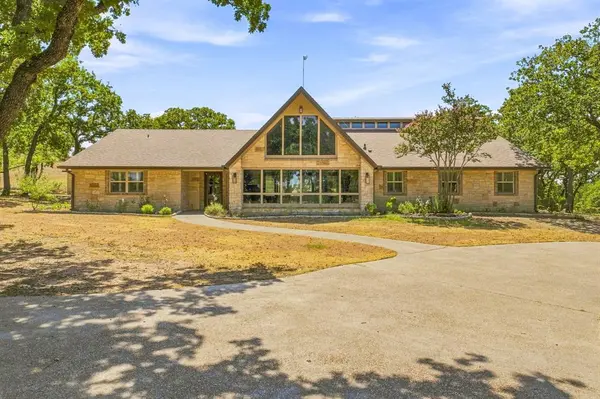 230 Private Road 2174, Decatur, TX 76234