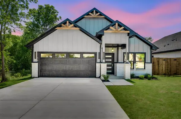 312 Matthew Street, Hillsboro, TX 76645