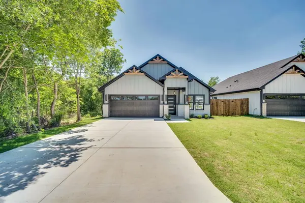 312 Matthew Street, Hillsboro, TX 76645